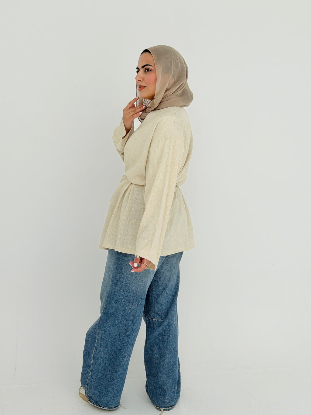 SOLENE Cardigan in Beige