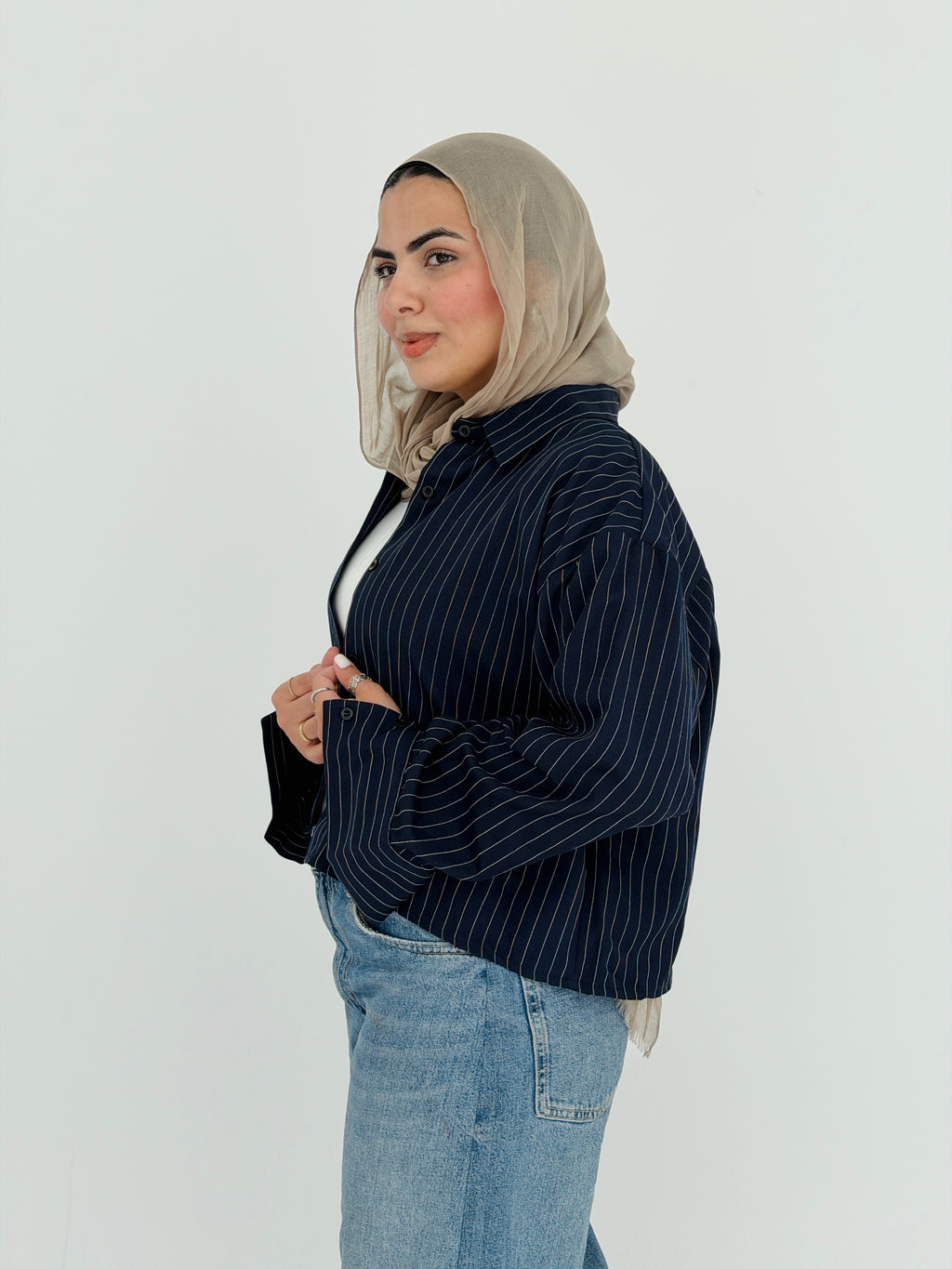 Salt Air crop shirt in Navy