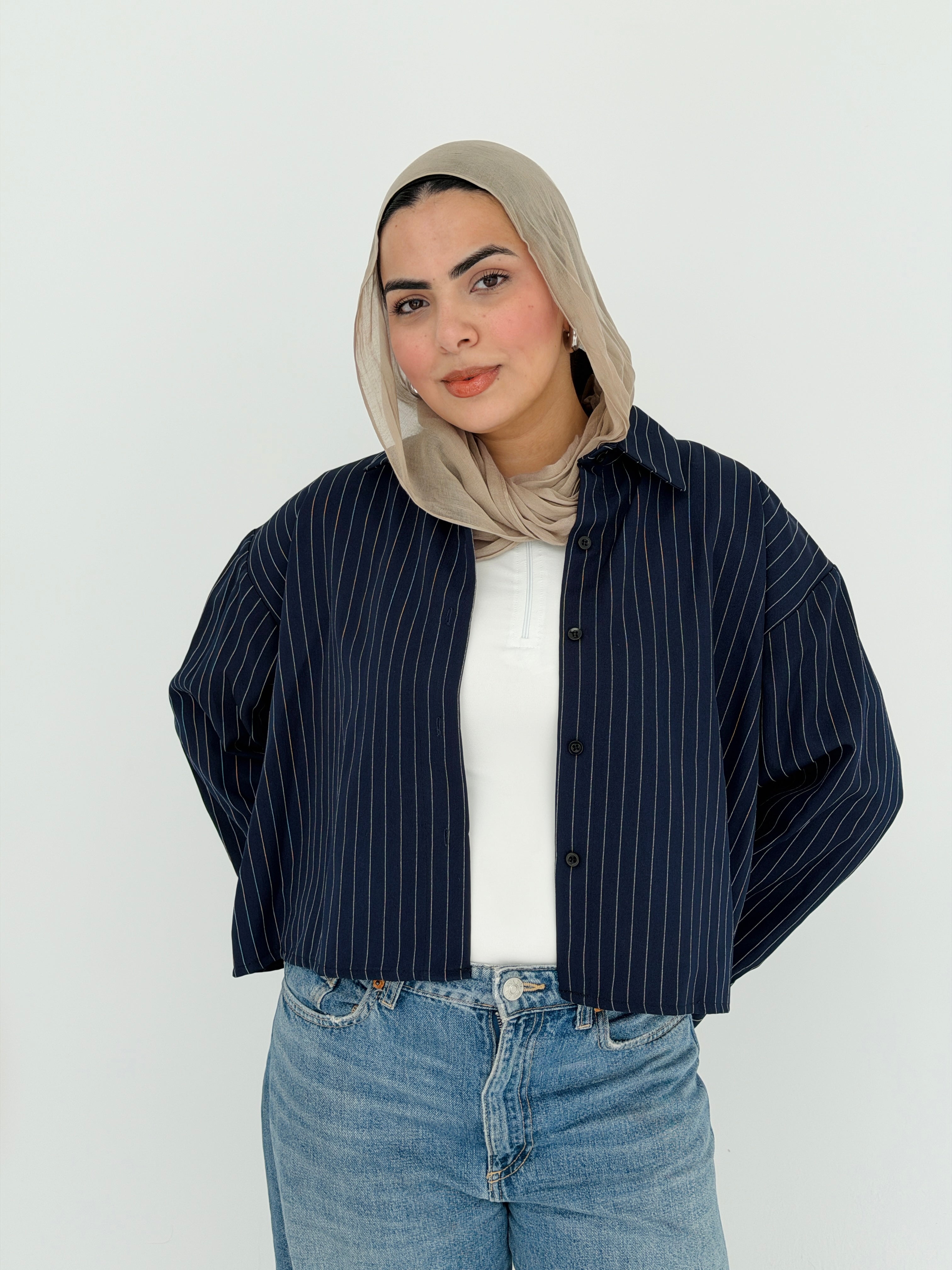 Salt Air crop shirt in Navy