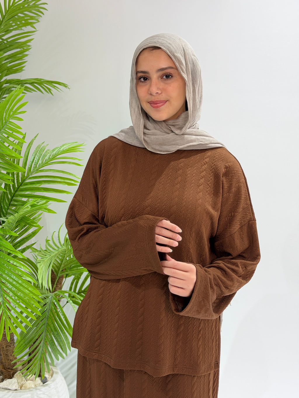 Minimal Grace Set - Brown